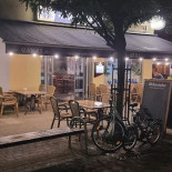 Giamas Gyros Grill