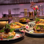 Humboldt. Organic Brunch, Restaurant Bar