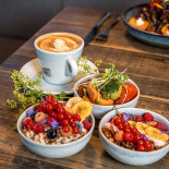 Humboldt. Organic Brunch, Restaurant Bar