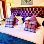 The Oak Tree Inn