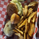Famous Dave's -b-que