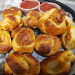 Paparoni's Pizzeria And Grill