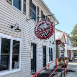 Slim's Neighborhood Grille