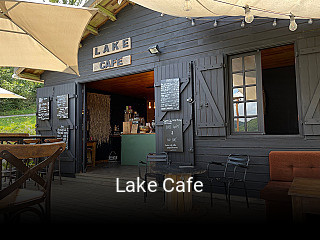 Réserver une table chez Lake Cafe maintenant