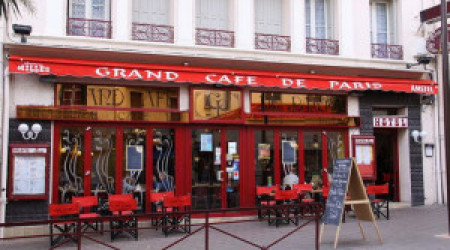 Le Cafe De Paris