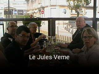Réserver une table chez Le Jules Verne maintenant
