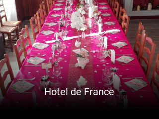 Réserver une table chez Hotel de France maintenant